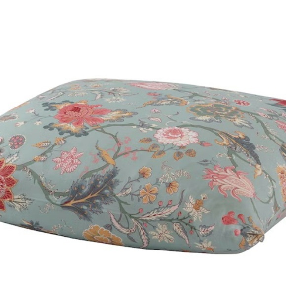 IKEA NASSALKLOCKA Square Pillow Cover 26x26 Grey-Green Floral Botanical - Picture 3 of 3